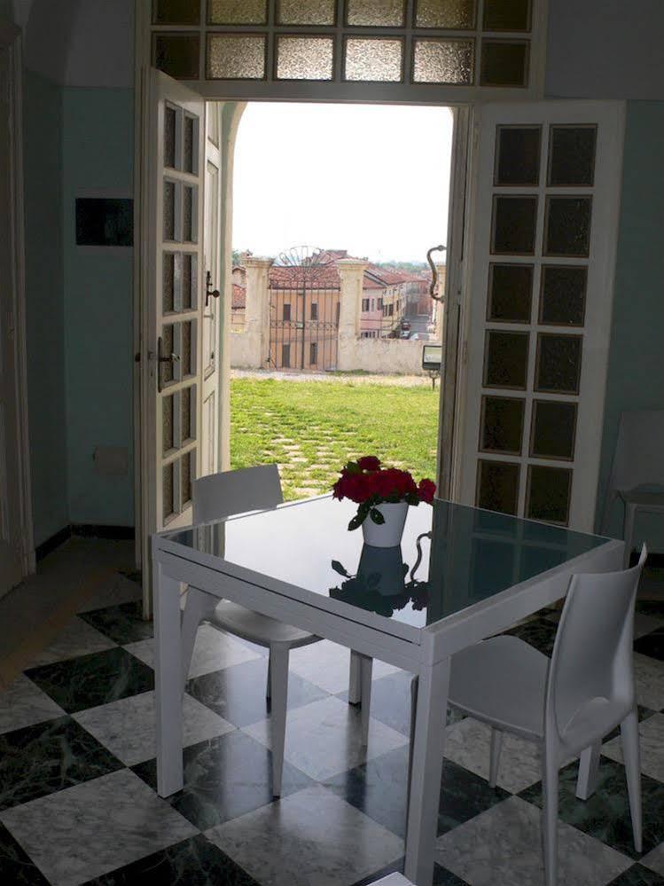 Dimora Castello Dei Conti Bed & Breakfast Trinita  Luaran gambar